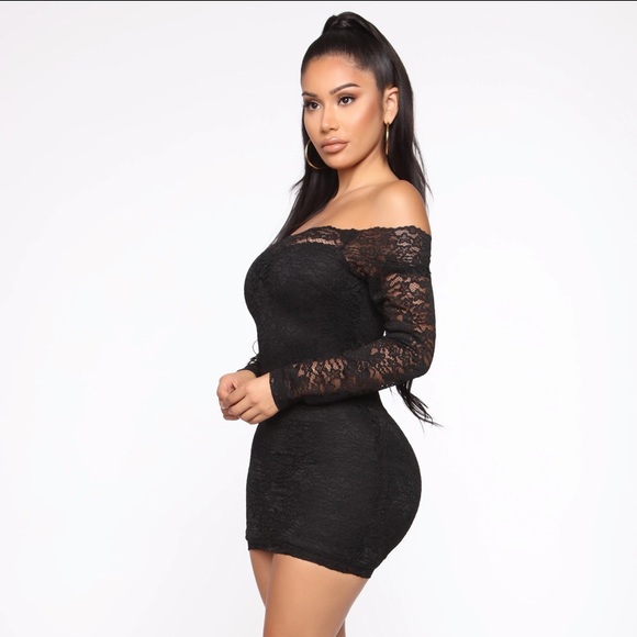 FashionNova// sexy lace dress size small - Picture 2 of 4